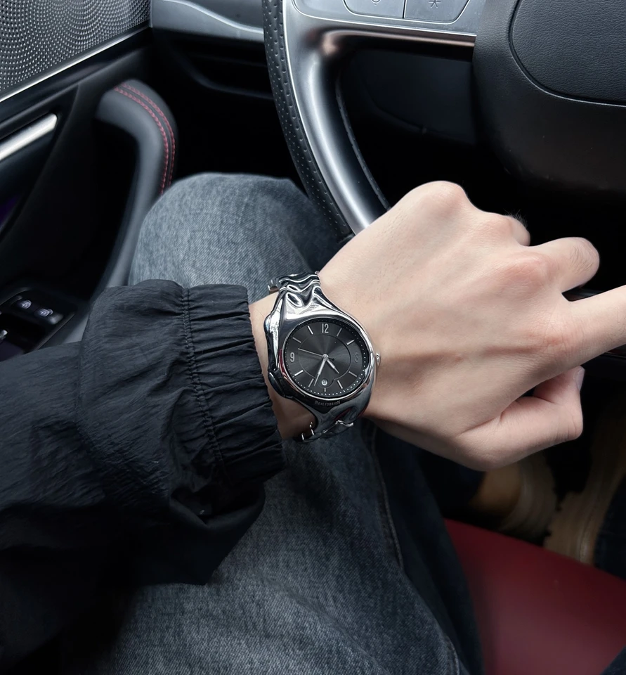 【BENLYDESIGN】アニメーション 腕時計 y2k ファッション 時計 Amazon.co.jp: BENLYDESIGN ユニークなメタル腕時計、Y2Kメンズ