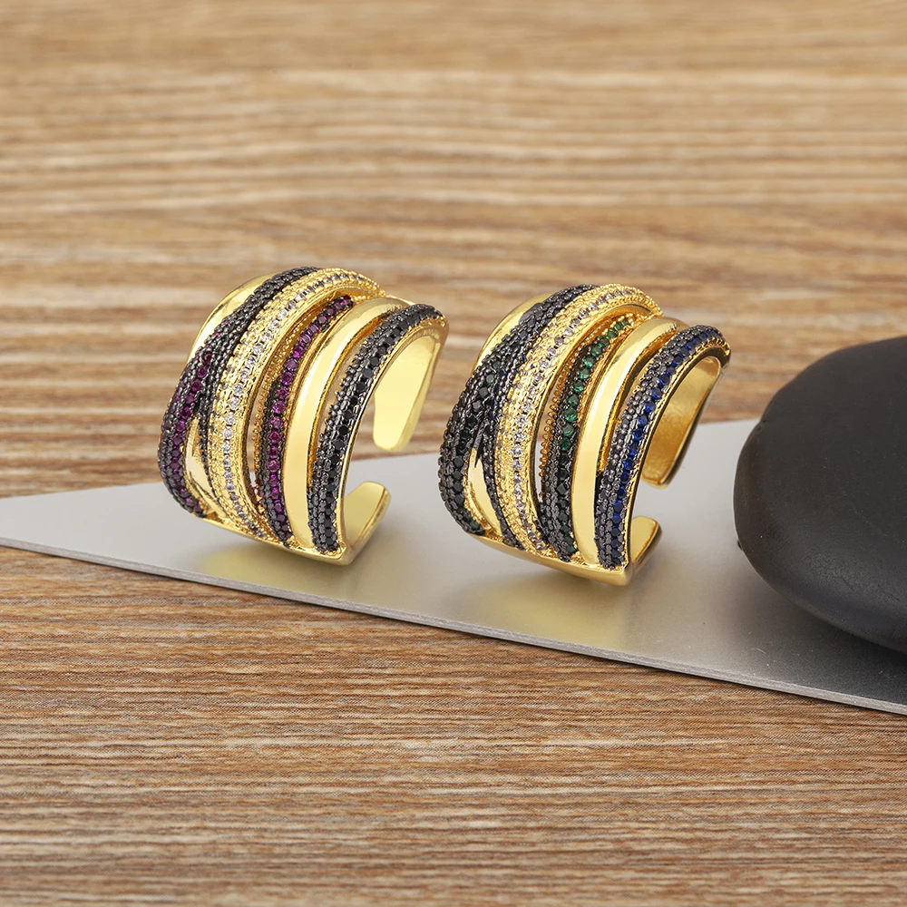 10個 7 x 11 mm ティアドロップ クリスタル ジルコン チャーム、CZ ペンダント、ゴールドベゼル ジェムストーン ジュエリーメイキング -  Etsy 日本 2025 高幾何学クリスタルジルコンゴールドメッキバングル レディースチャーム ファインパーティージュエリー 結婚式 クリエイティブ