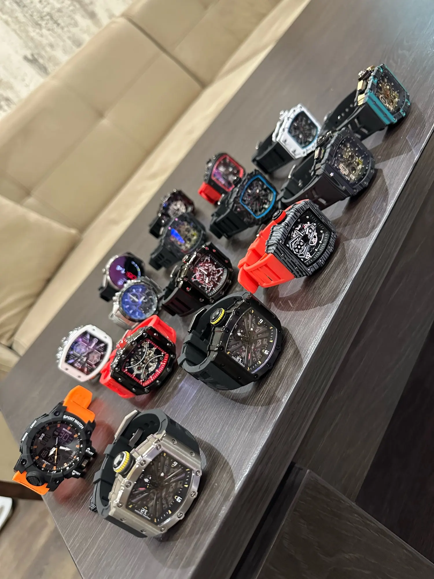 Relógio masculino luz marca de luxo barril vinho dial moda noite brilho relógio esportivo calendário reloj l146 photo review