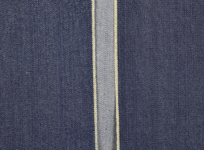 A7b6ed23880d745469c6d2e4fc61cdcfdZ