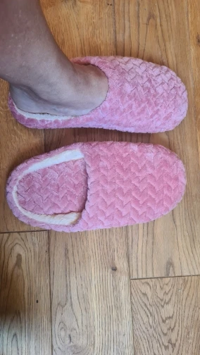 Unisex Fluffy Home Slippers Soft Lightweight Anti Slip Comfortable Indoor Slides for Autumn Winter photo review