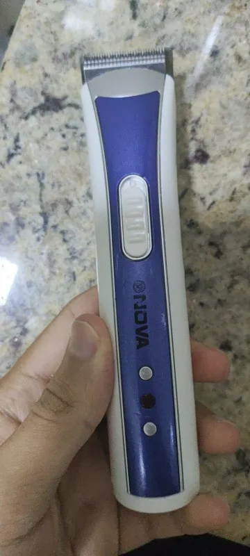 Máquininha De Cortar Cabelo e/ou Barbeador Portátil Aparador Barba 3915 bivolt Recarregável-ENVIO IMEDIATO PARA TODO BRASIL photo review