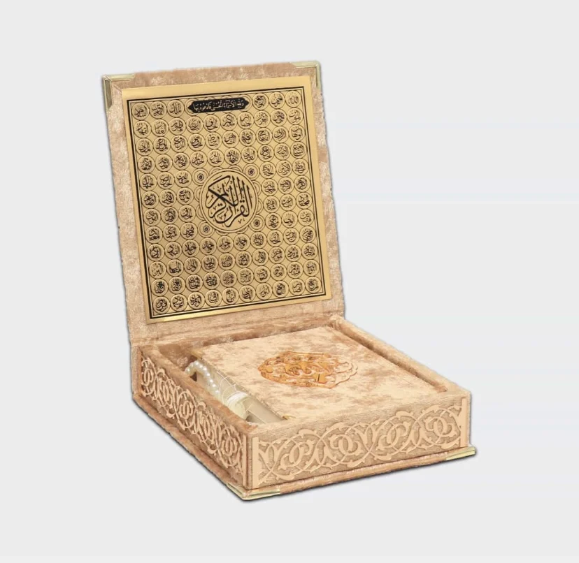 Рисунок 3 - Бархатная деревянная коробка Коран