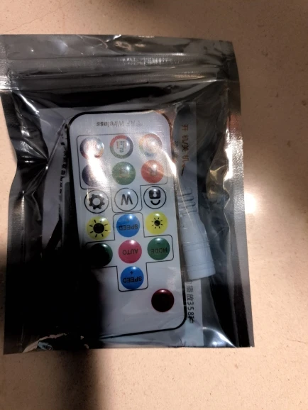 WS2812B WS2811 RGB Pixel Led Strip Music 17Keys RF Controller photo review
