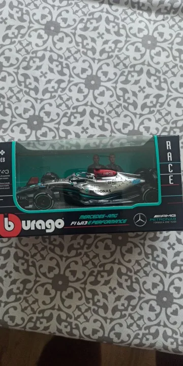 Bburago 1:43 F1 Mercedes-AMG Full Range W13 #44 #63 W14-44/77 W10-44/77 W07-44/6 Alloy Toy Car Model Super Formula Die Cast Mode photo review