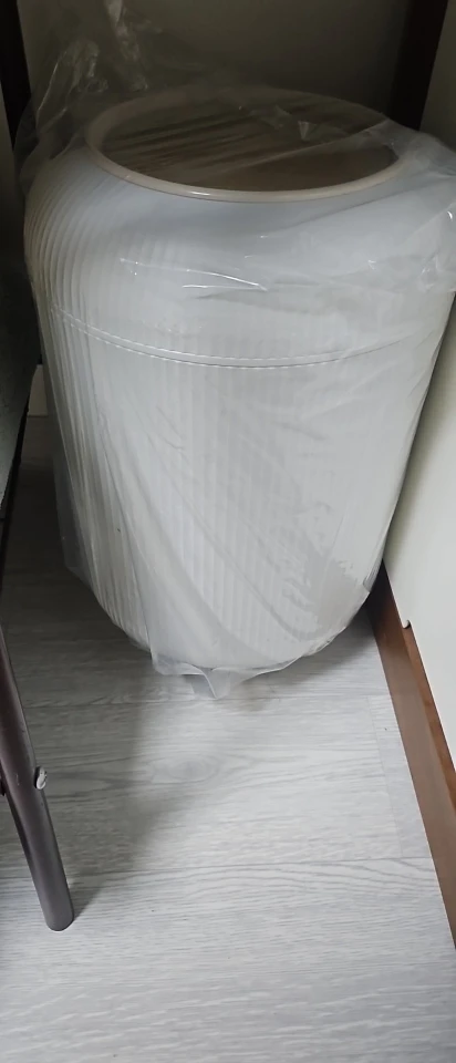 Smart Motion Sensor Trash Can for Home & Office photo review