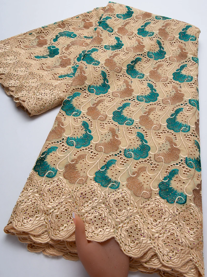 아프리카 스위스 보일 레이스 원단 2026 고품질 여성 드레스 원단 순백색 면 레이스 원단 DIY 파티 드레스용 TY4679