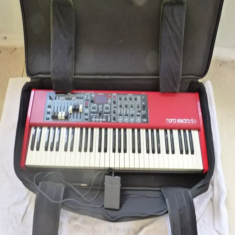 Mididplus Teclado Controlador MIDI USB Portátil 88 Teclas Semi-Pesadas