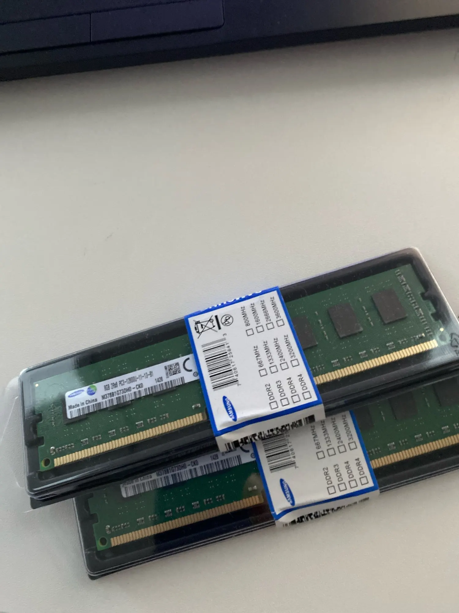 SAMSUNG DDR3 RAM 8GB 4GB 2GB 1600MHz Desktop Memory PC3-12800U DIMM 240Pins 1.5V Memoria RAM DDR3 photo review