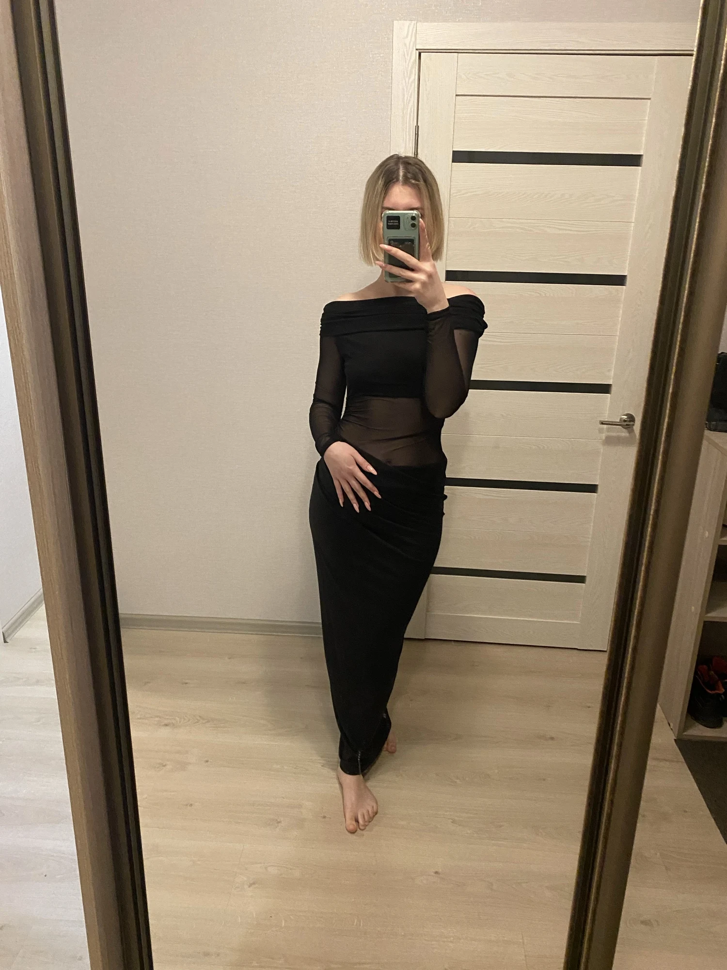 Elegant Off-Shoulder Sheath Maxi Dress for Summer Parties photo review