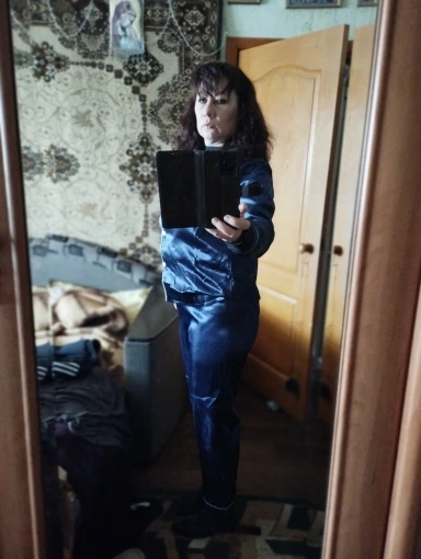 Plus Size Luxurious Silk Pajamas for All Seasons Comfort photo review