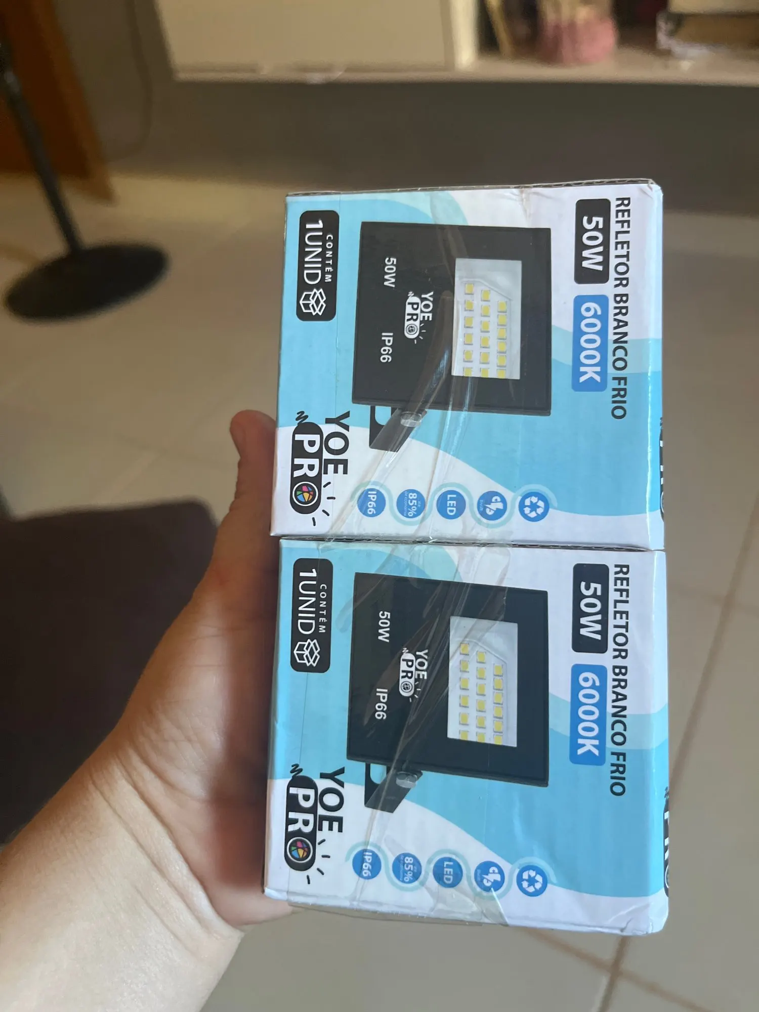 Kit 2 Refletor Led 50w Holofote Bivolt Prova Dágua Ip66 Cor De Luz Branco Frio photo review