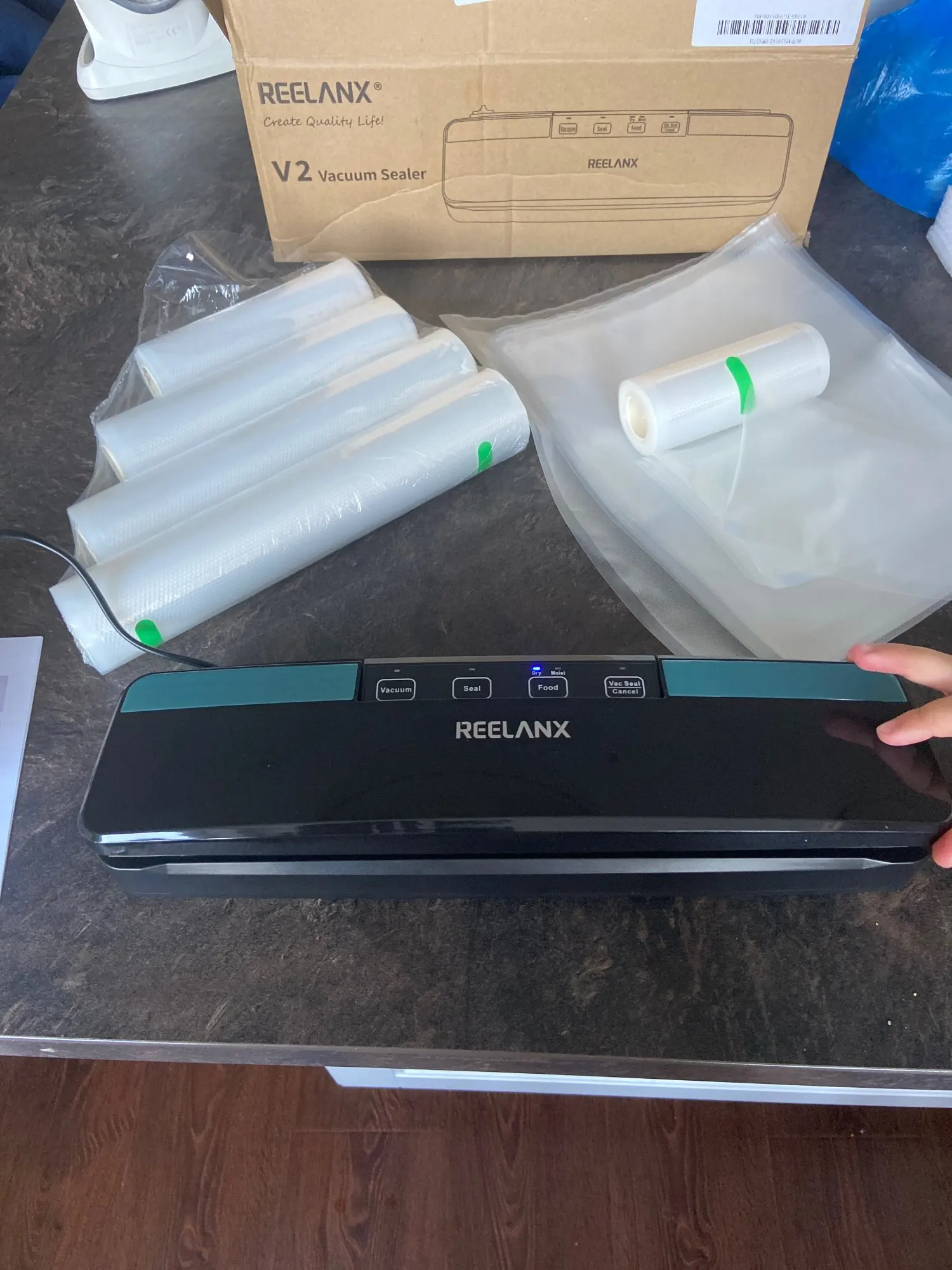 REELANX Vacuum Sealer V2 125W Built-in Cutter Automatic Food Packing  Machine 10 Free Bags Best Vacuum Packer for Kitchen - Price history &  Review, AliExpress Seller - Reelanx Appliance Store