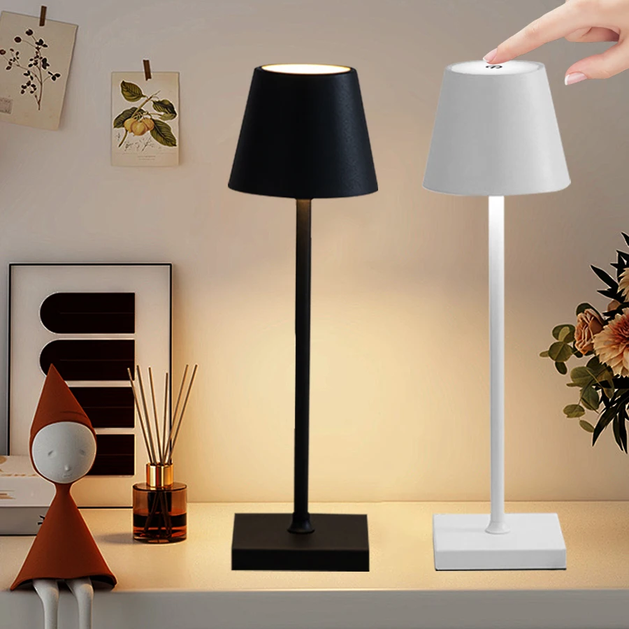 Lampe LED 5W – Design Moderne – Bureau / Table De Chevet – 804W