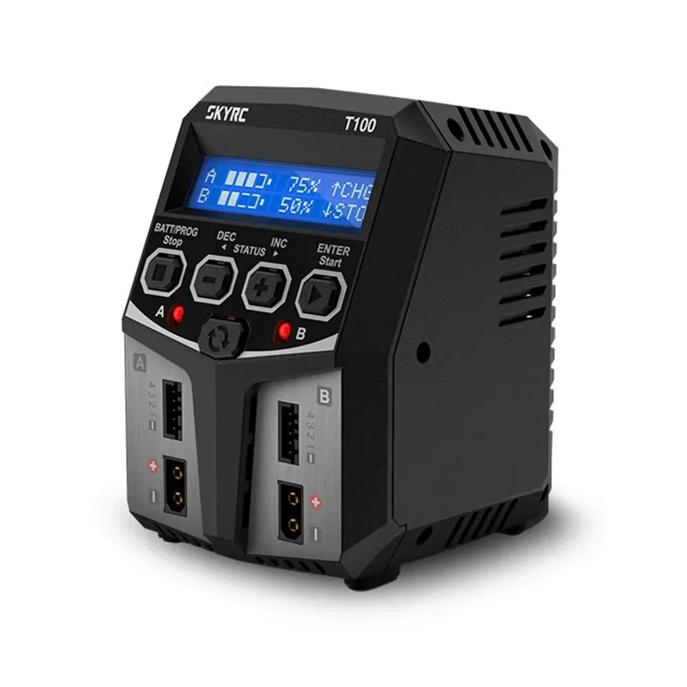 Chargeur RC 50W 2 canaux avec câbles et adaptateurs pour batteries NiMH et Pb, écran LCD affichant le mode de charge