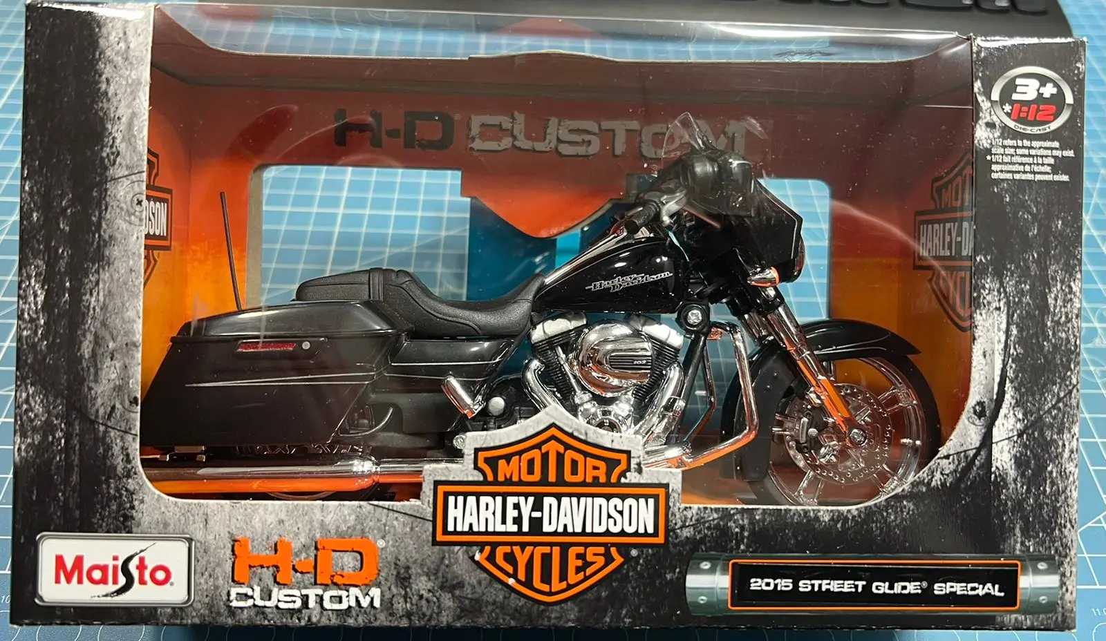 Maisto 1:12 Harley Davidson 2017 Road King Special Classic Static Die Cast Motorcycle Model Collectible Toy Gift photo review