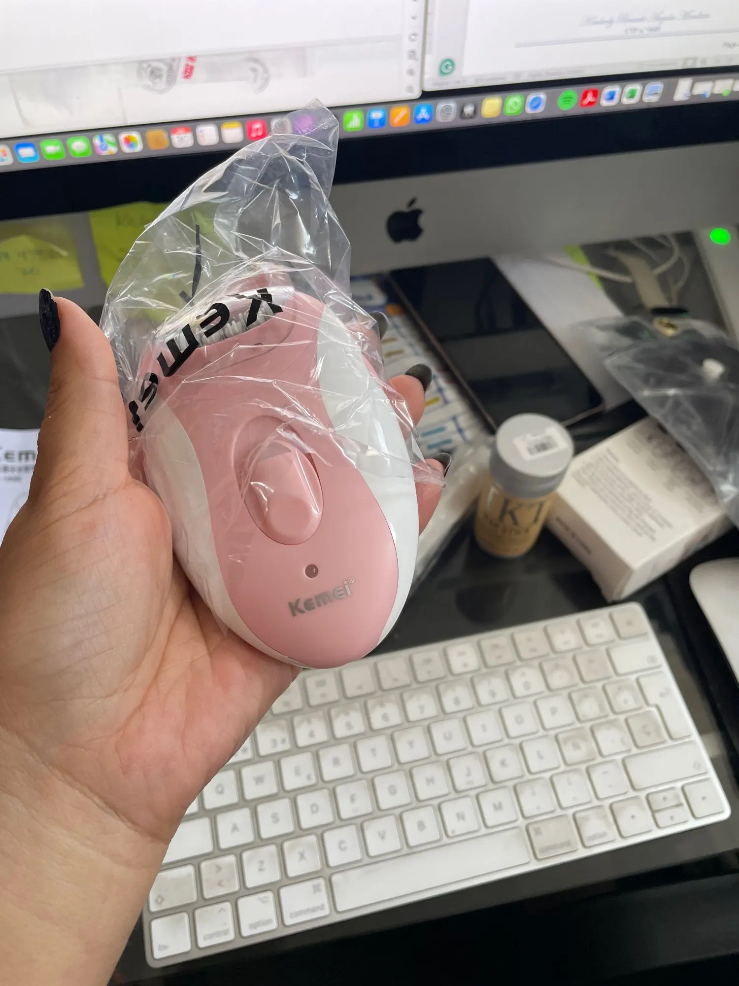 Kemei Rechargeable Women Epilator Electric Facial Body Hair Remover Bikini Trimmer Rotary Female Epilator For Face Leg With photo review