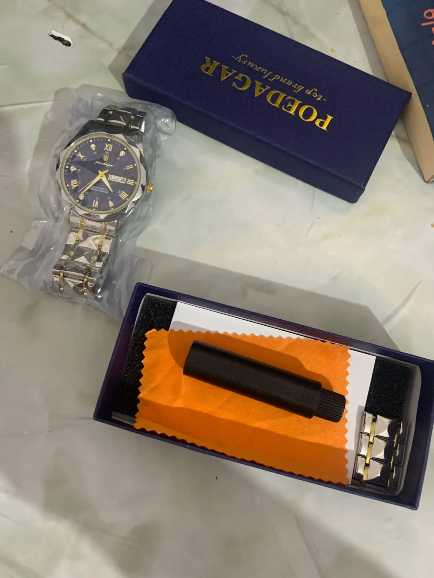 POEDAGAR Luxury Man Wristwatch photo review