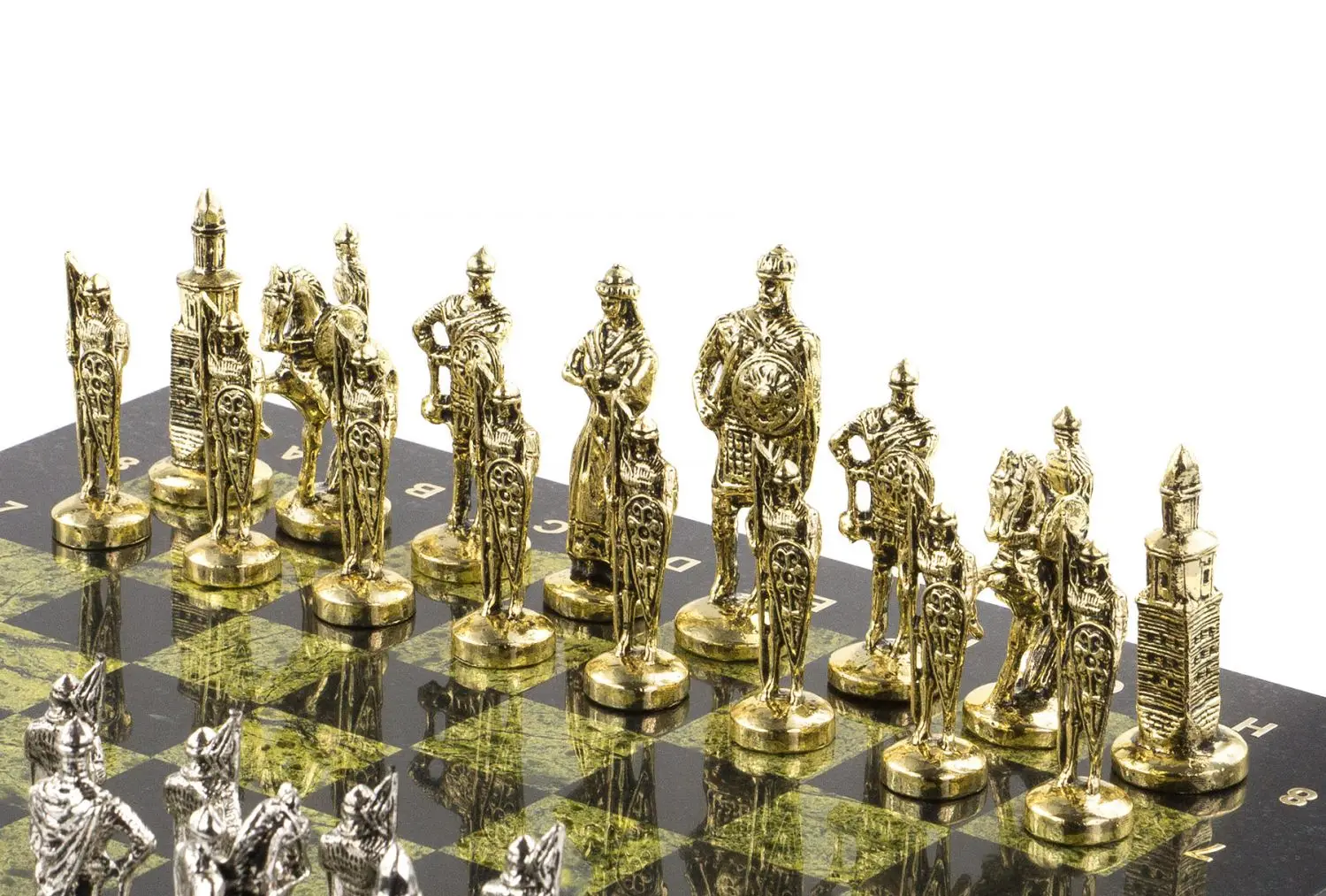Рисунок 4 - Шахматы подарочные "Русь"