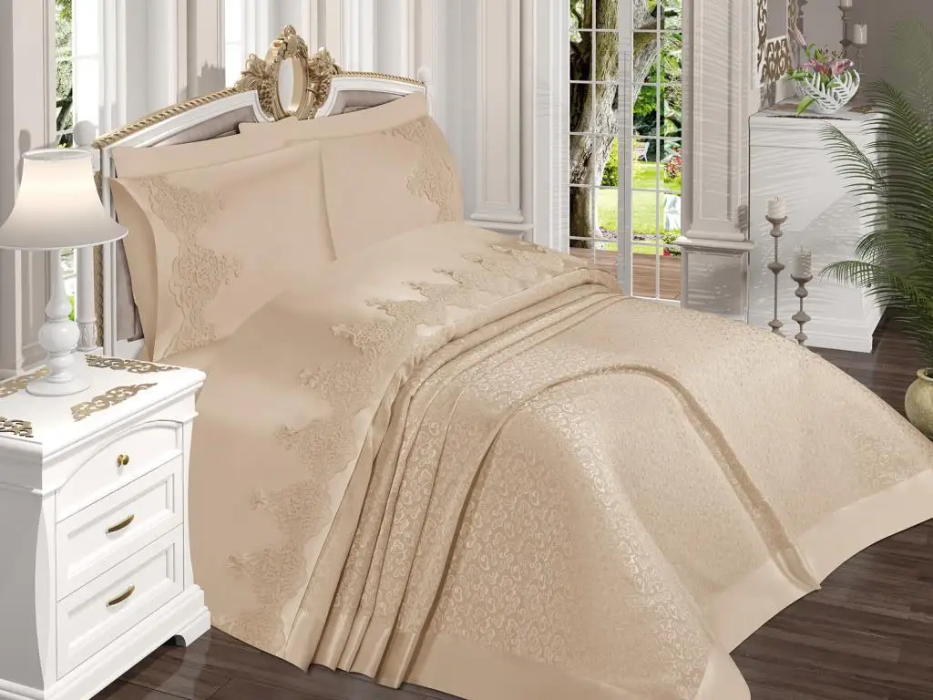 

Gonca French Guipure Brocade Pique Set Cappucino