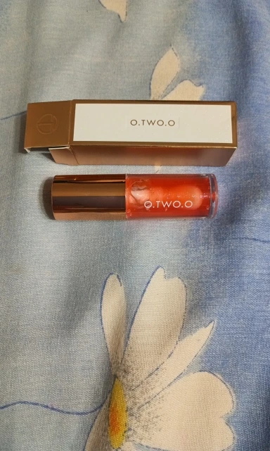 Brand Story – O.TWO.O Store