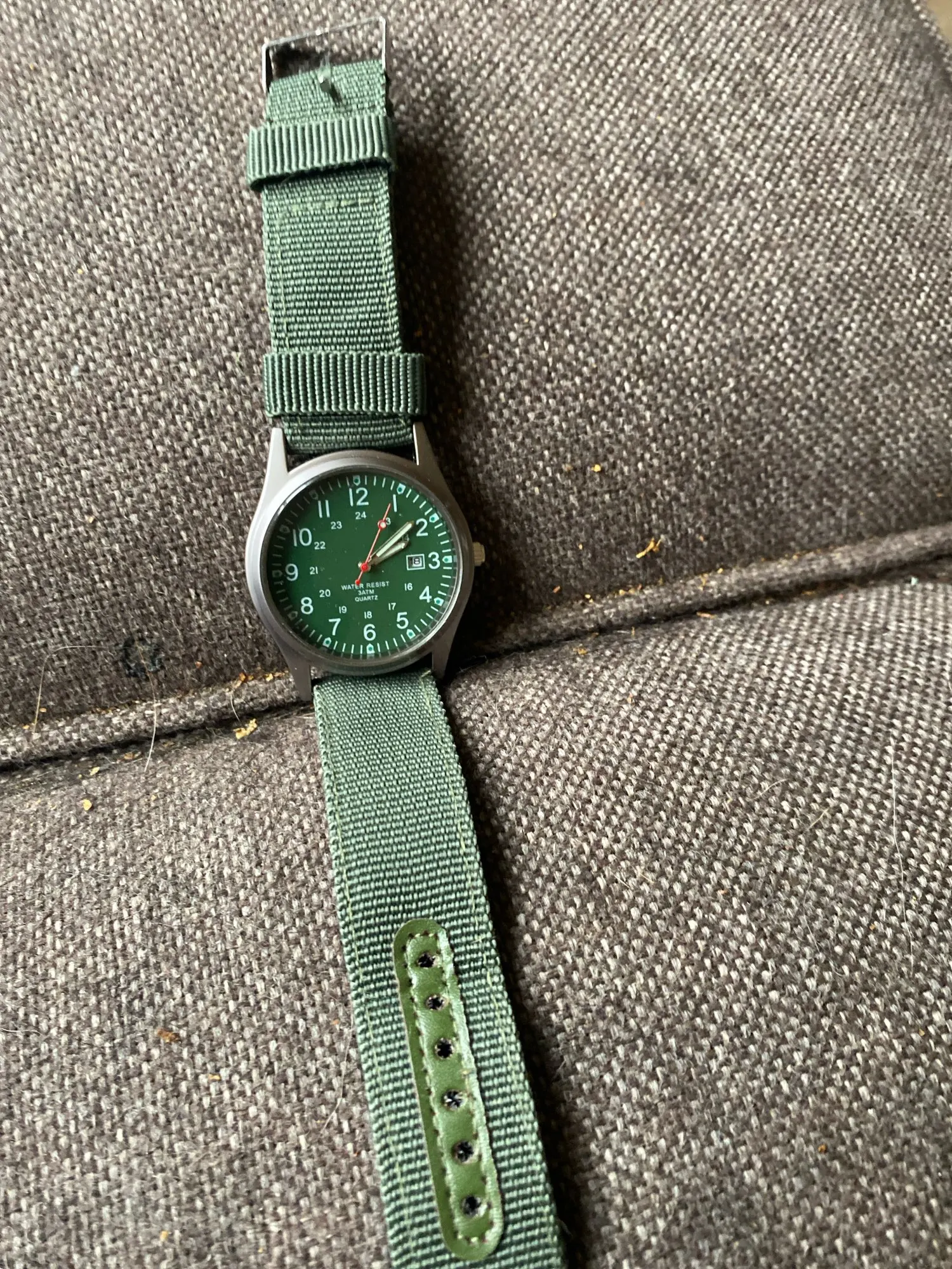 Men's Fashion Nylon Band Military Quartz Watch - Black, Affordable photo review
