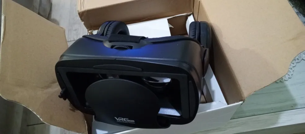Media Board Stor hörlur Integrerad mobiltelefon 3D-biopresent Nya VR-glasögon 3D-glasögon photo review