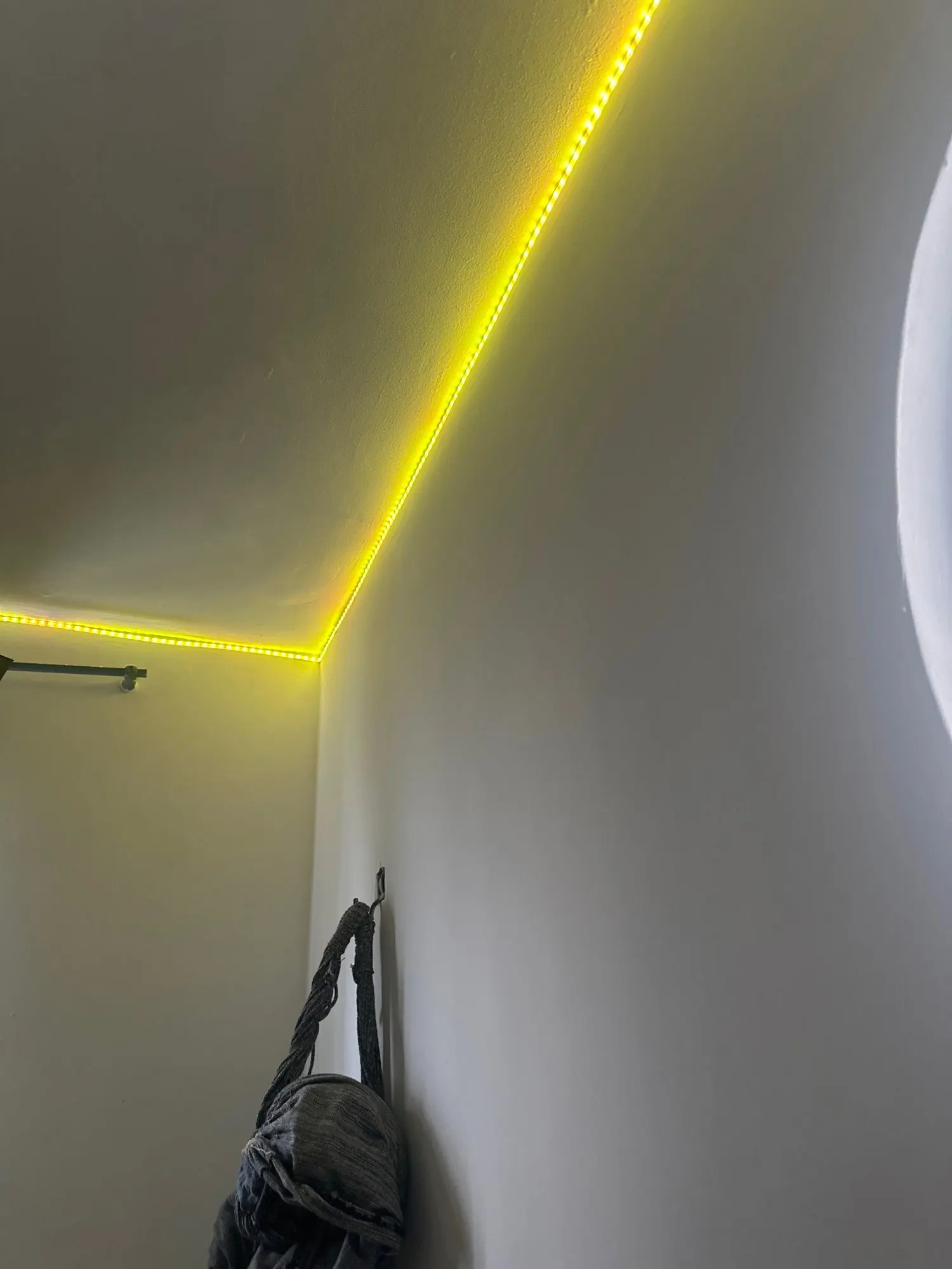 Fita Led Rgb 5050 Rolo 5m Ip65 + Controle + Fonte 12v Bivolt photo review