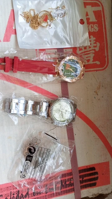 Relógio de pulso de quartzo de luxo para mulheres, relógio feminino, Love Dial, relógio de pulso para senhoras, moda, 5pcs photo review