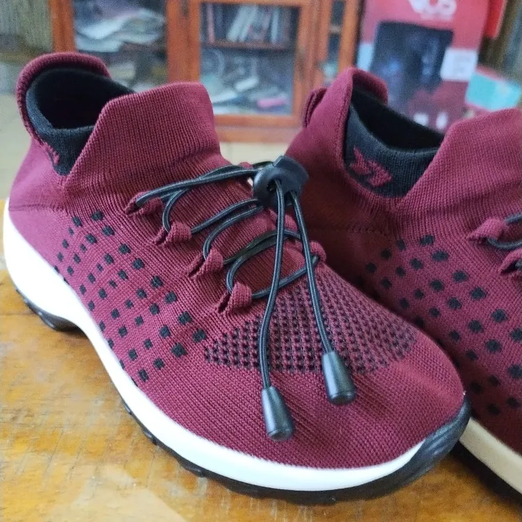 Tênis Esportivo Feminino Confortável – Casual Style photo review