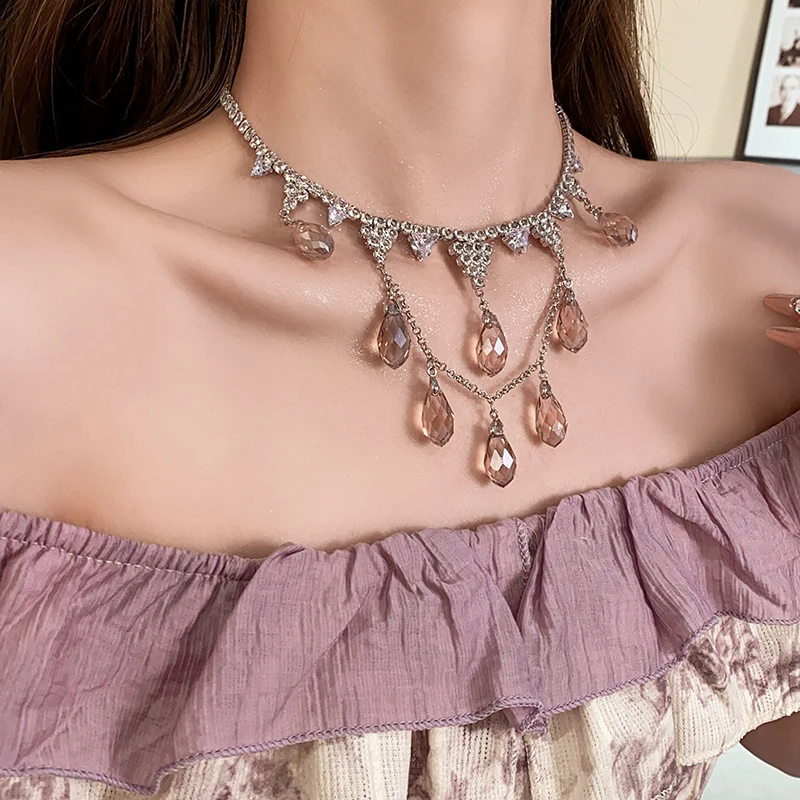 Elegant Jewelry Water Droplet Crystal Pendant Cubic Zirconia Necklace Women Wedding Jewelry Suitable for Giving to Best Friends