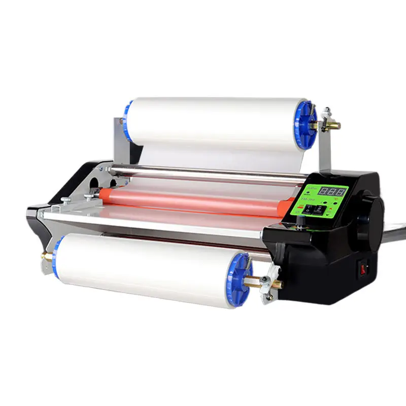 لفة لاصقة فيلم الأشعة فوق البنفسجية إلى لفة آلة الترقق الباردة 30 سم آلة الترقق الأوتوماتيكية ذات التنسيق 3 الحجم