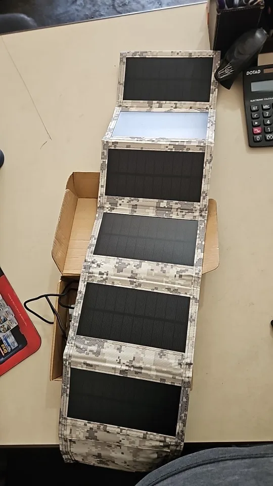 100W/80W/60W Foldable Solar Panel USB 5V Solar Charger Portable Solar Cell Outdoor Phone Power Bank for Camping Hiking + Cable photo review