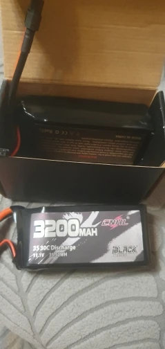 CNHL 2S 3S 4S Lipo Battery 7.4V 11.1V 14.8V 3200mAh 30C With XT60 Plug For RC Car Truck Airplane Helicopter Quadcopter Drone photo review