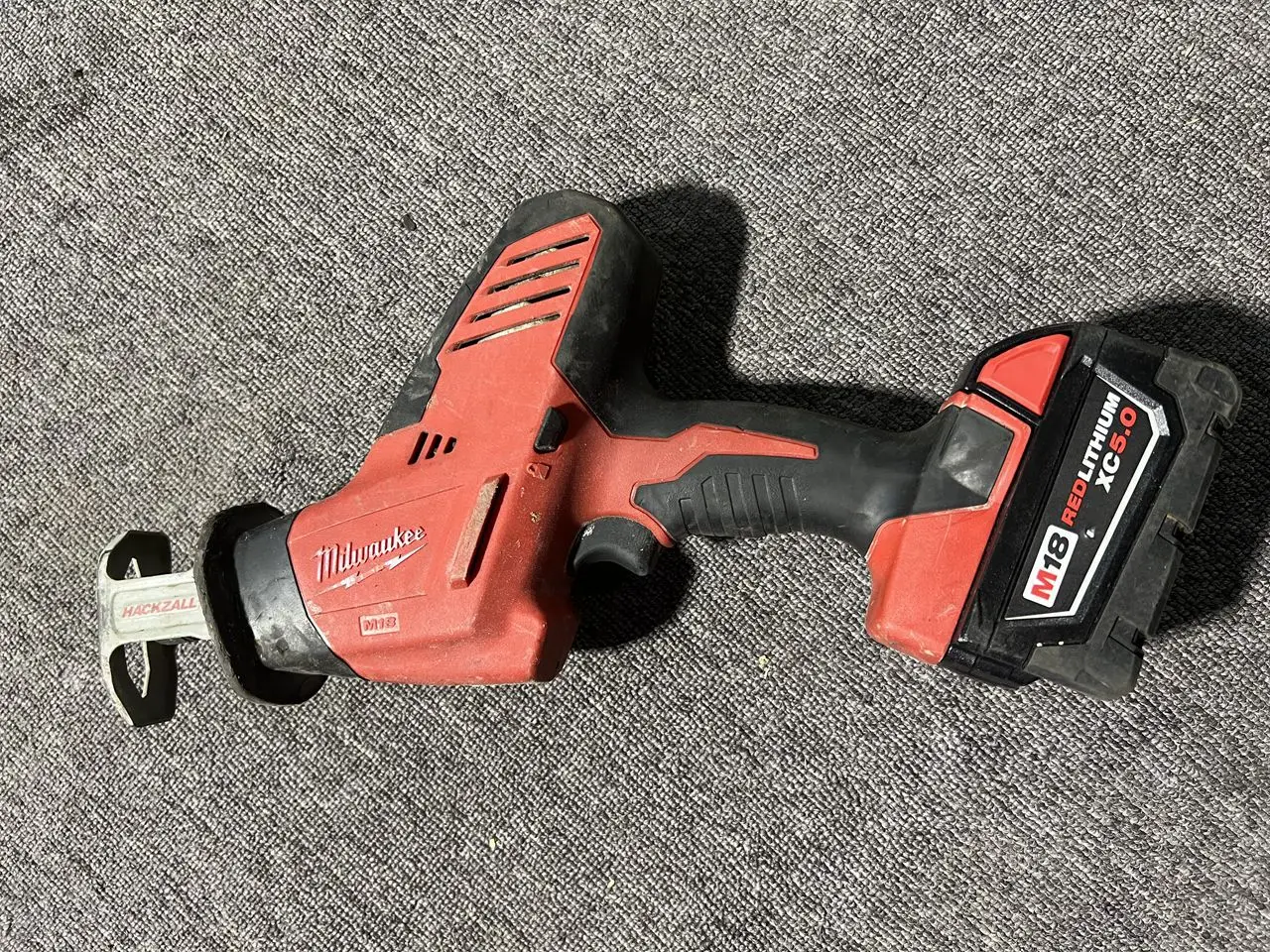 MILWAUKEE   M18™ 2625-20 5.0AH  battery HACKZALL® Recip Saw .USED.SECOND HAND hilti b36 9 0li ion 22v 5 2ah 316wh lithium battery fully working order used second hand