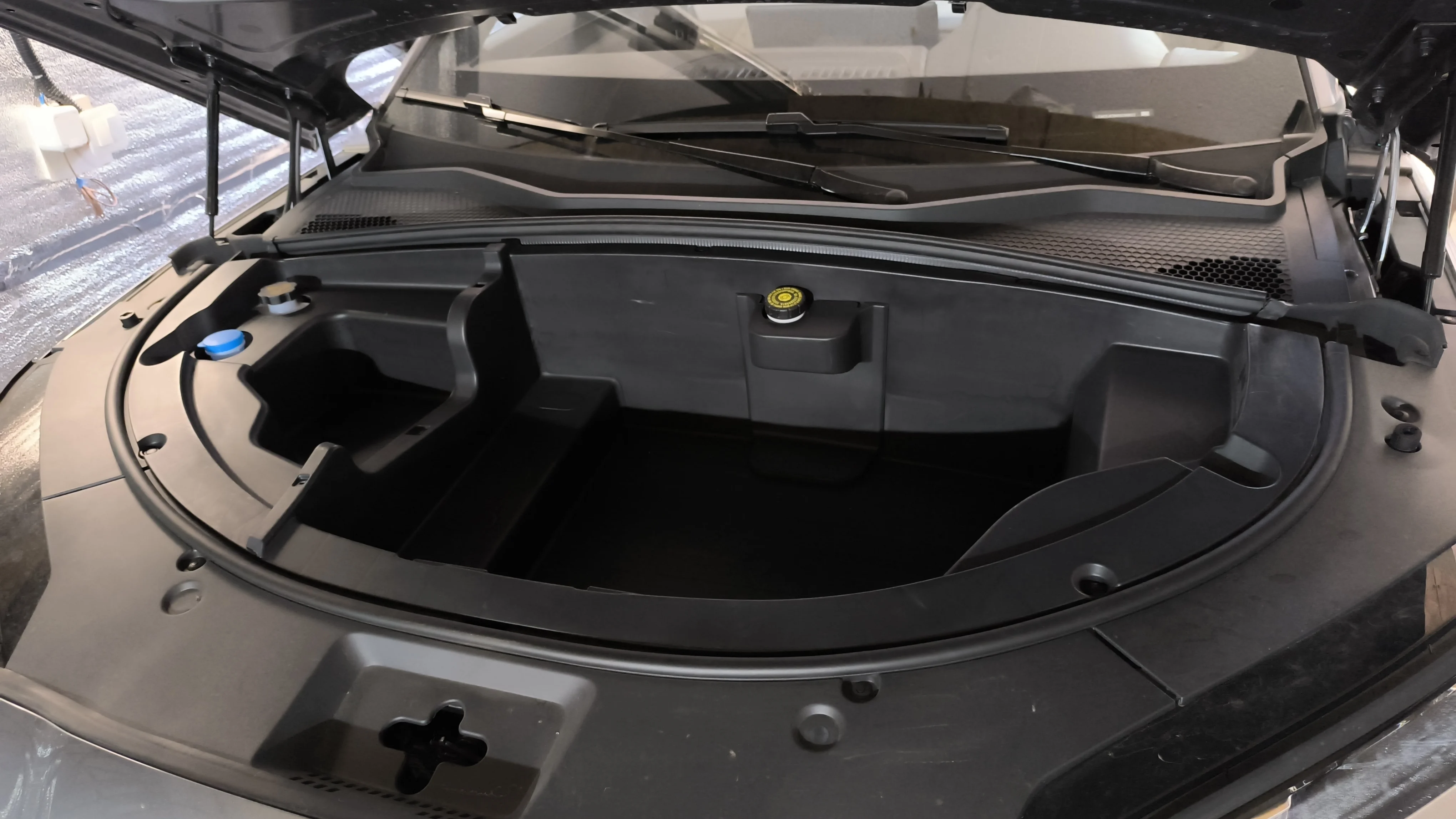 BYD Song Plus 2025 Smart Driving Edition Front Trunk Storage Box