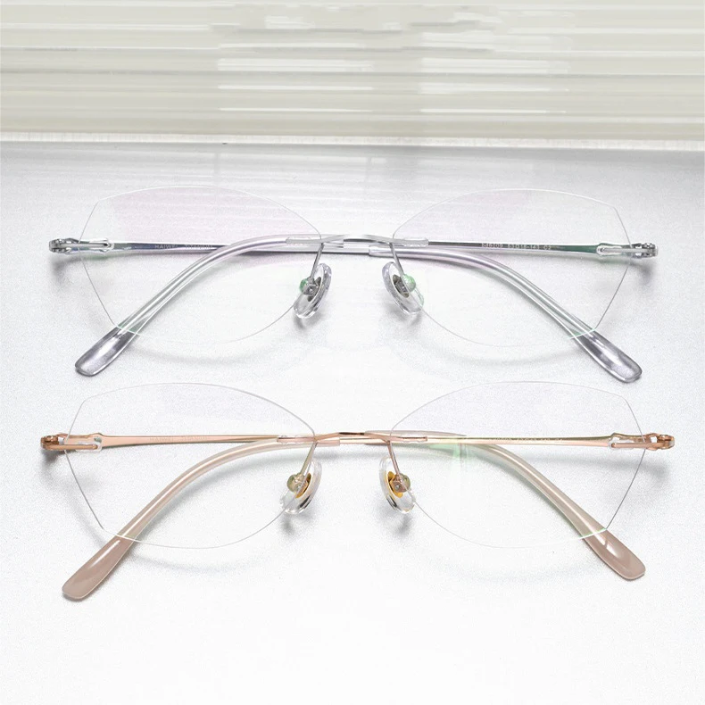 Chashma Ottica Women's Rimless Butterfly Titanium Eyeglasses 416009 Image 2