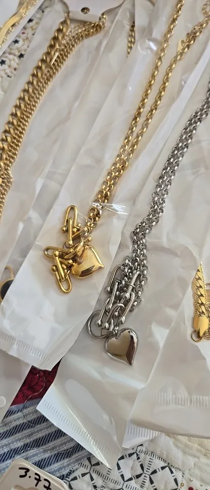 Eilieck Heart Love Pendant Necklace photo review