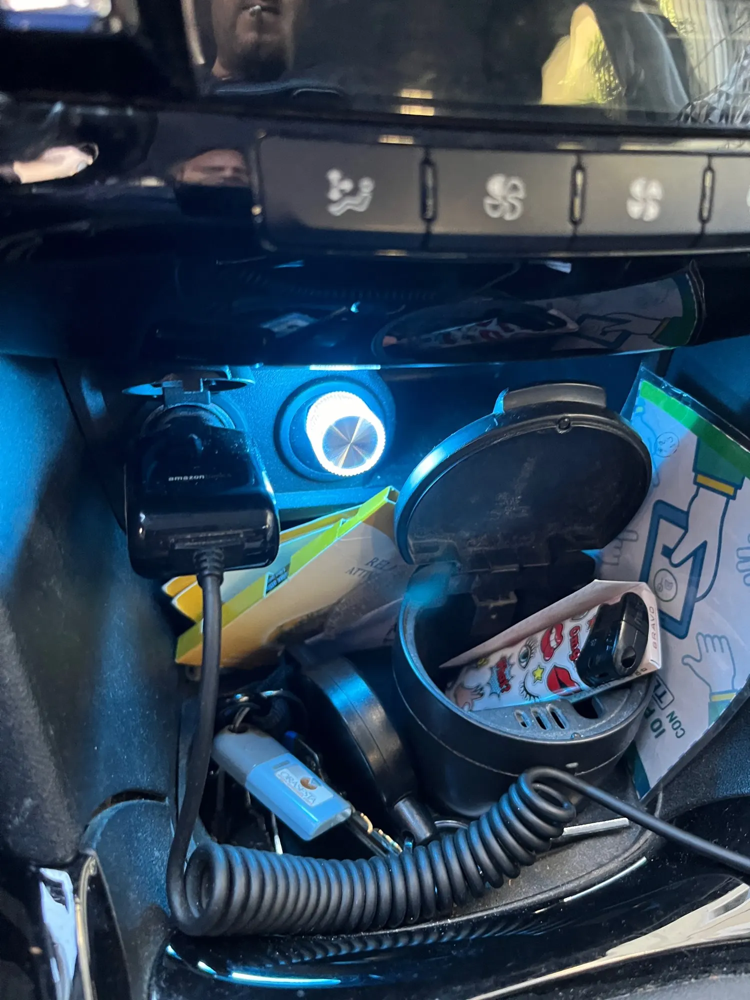 Drive in Style: Mini USB LED Ambient Light – Decorate Your Car's Interior photo review