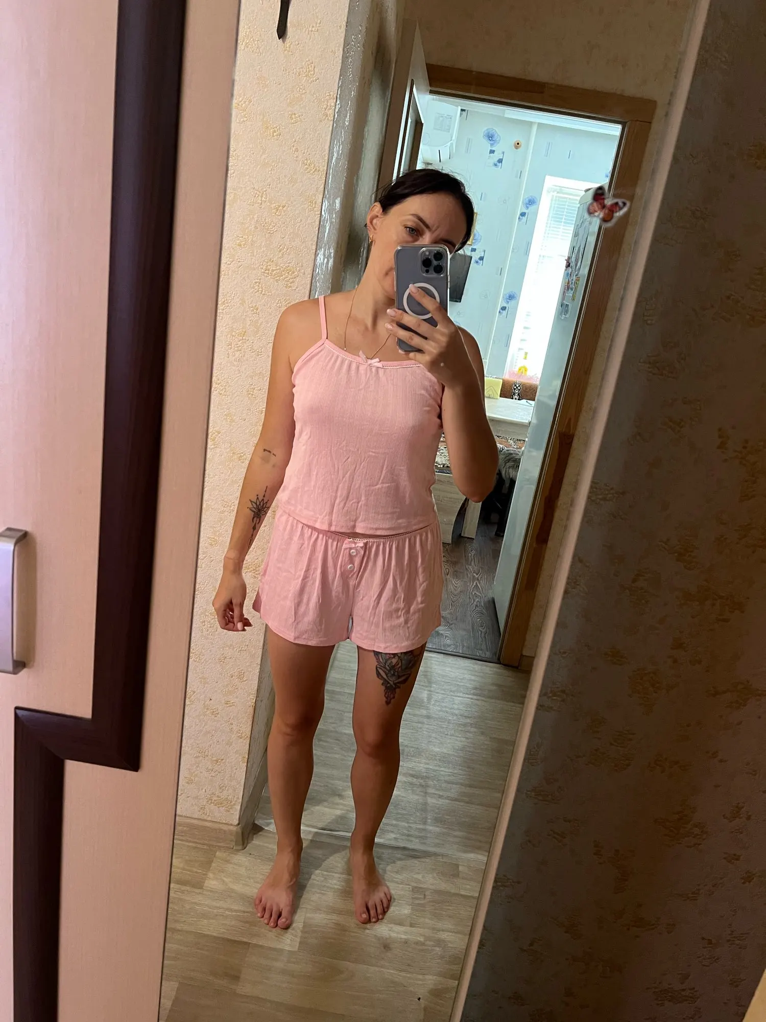 Chic Retro Y2 K Pajama Set: Comfy V-Neck Camis & Shorts photo review