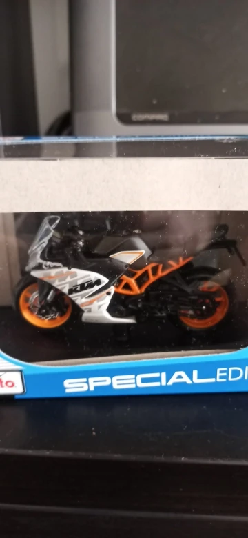 Maisto 1:18 KTM RC 390 690 640 Duke 450 
