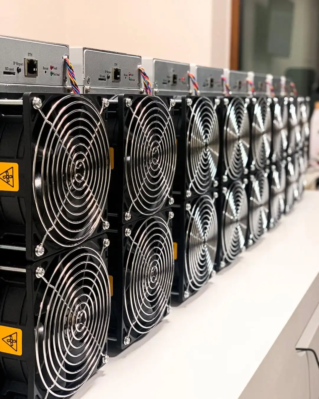 Equihash Miner Bitmain Antminer Z15 420kh/s ZEC Zcash ZEN 채굴기 1510W 전력 Antminer Asic Miner