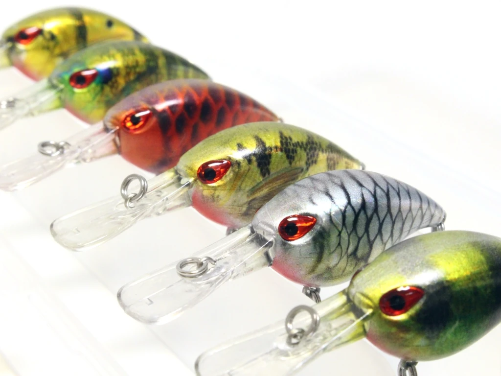 

wLure 6 Lures in One Box 6cm 5g Deep Diving Tiny RealSkin Cutting Blade Treble Hooks Tight Wobble Crankbait Fishing Lure HC770KB