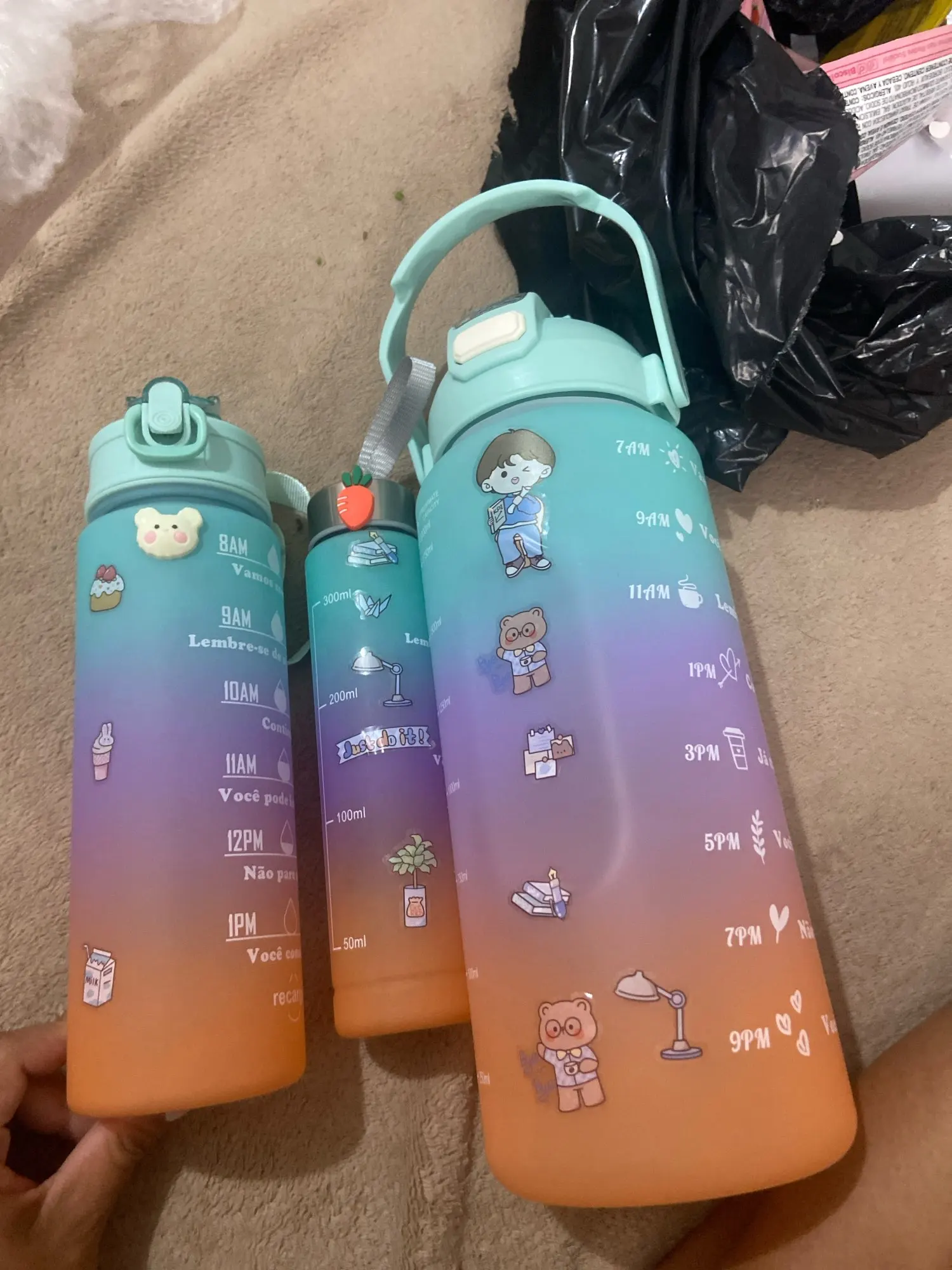 Kit da Garrafa de Água Squeeze Motivacional Com Adesivos 300ML+900ML+2000ML photo review