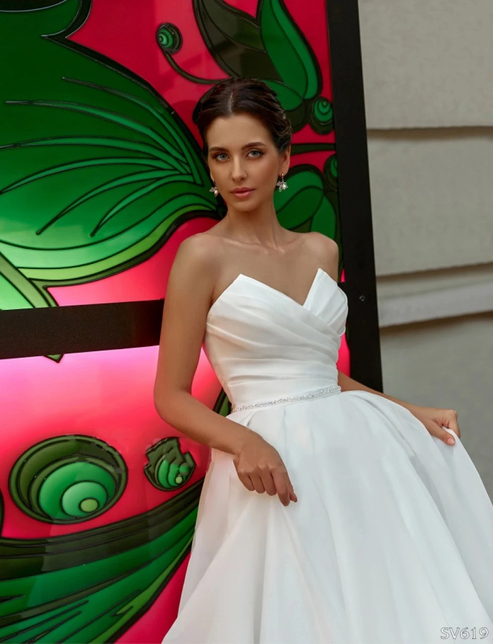 Рисунок 5 - Простое свадебное платье Challoner