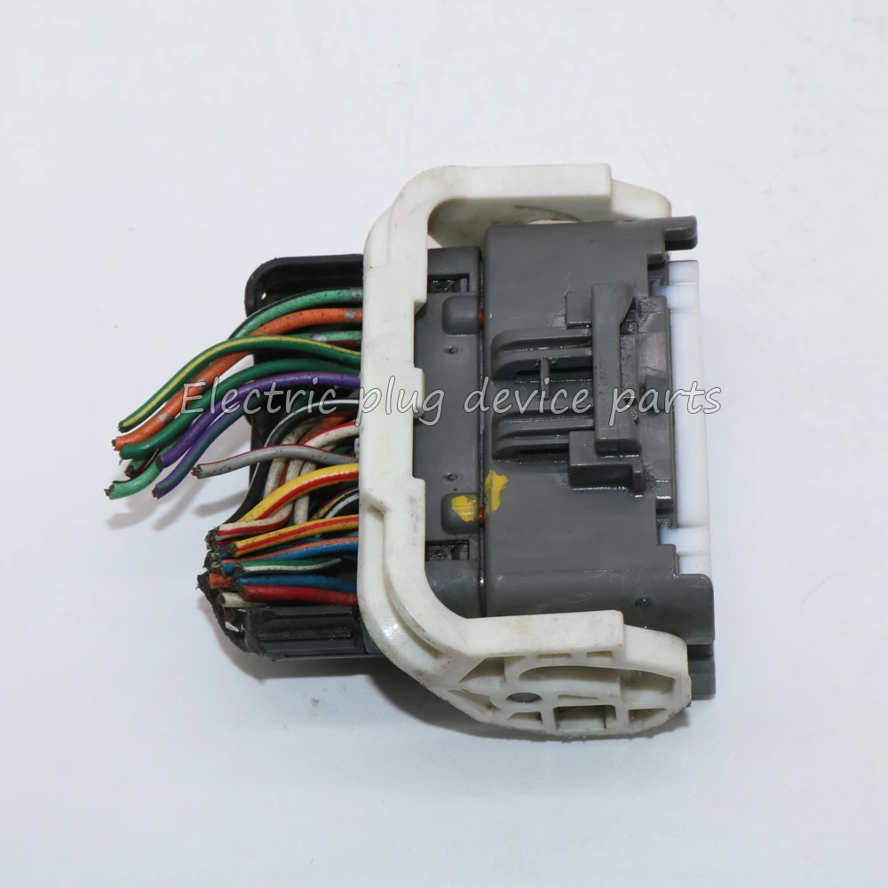 Original Transmission Control Module TCM TCU Connector Plug for Mazda