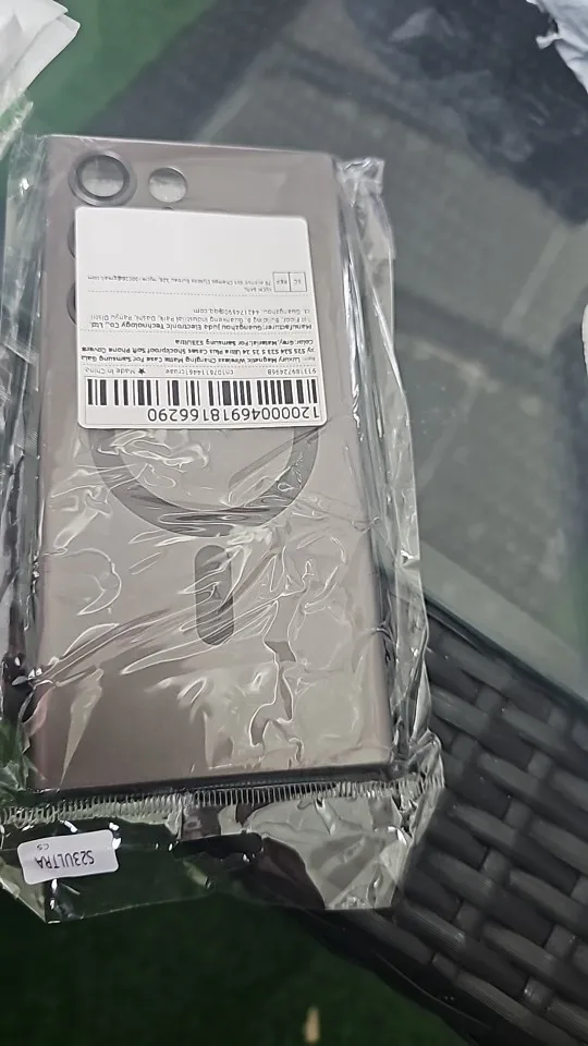 Luxury Magnetic Wireless Charging Matte Case photo review