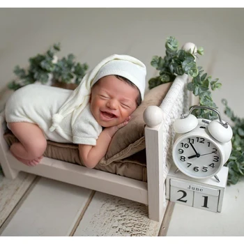 Newborn Velvet Posing Set 1