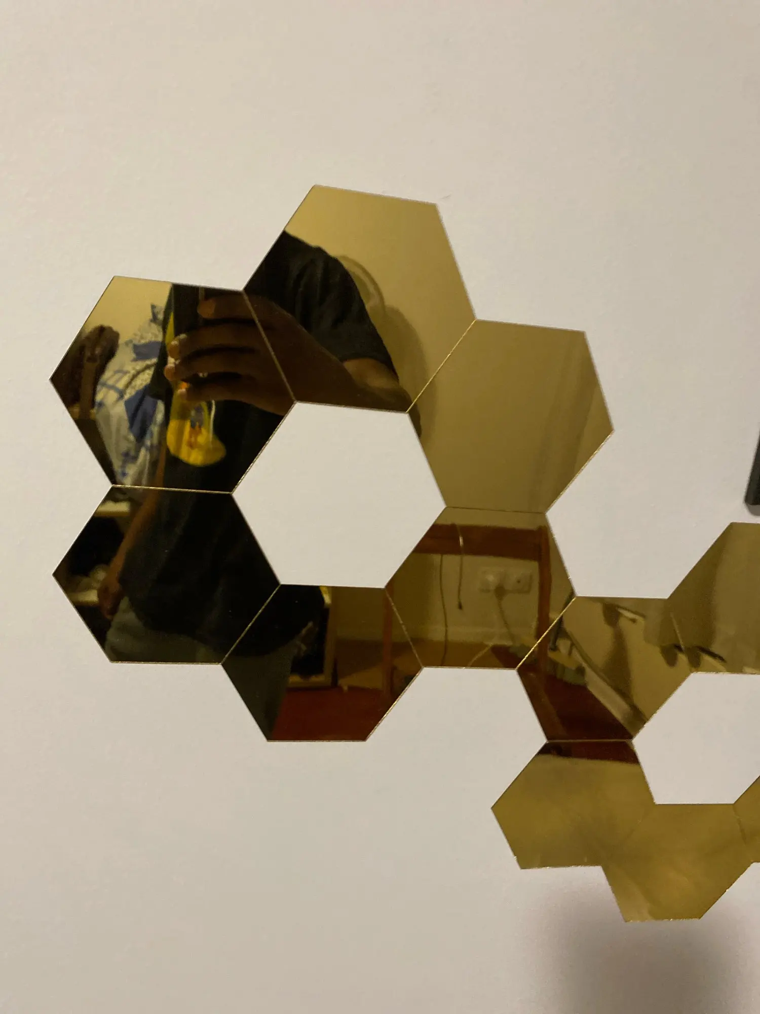3D Hexagon Mirror Wall Stickers for Home Decor photo review