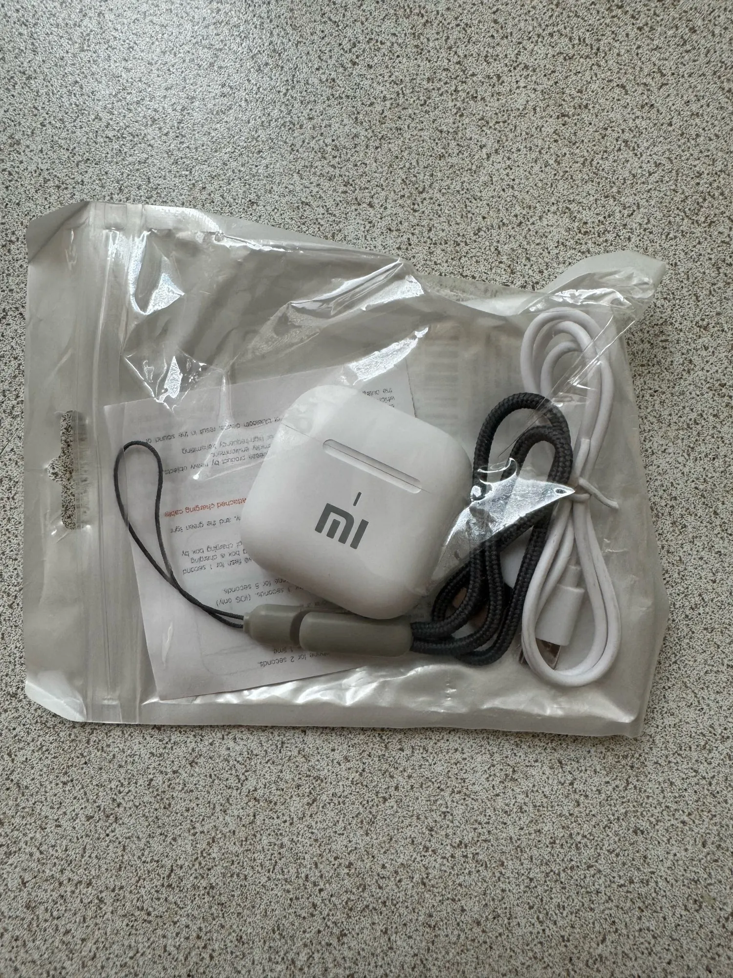 XIAOMI AP05 True Wireless Earphone photo review